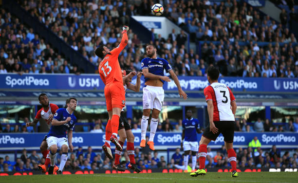 仅仅是两队 仅仅是两队