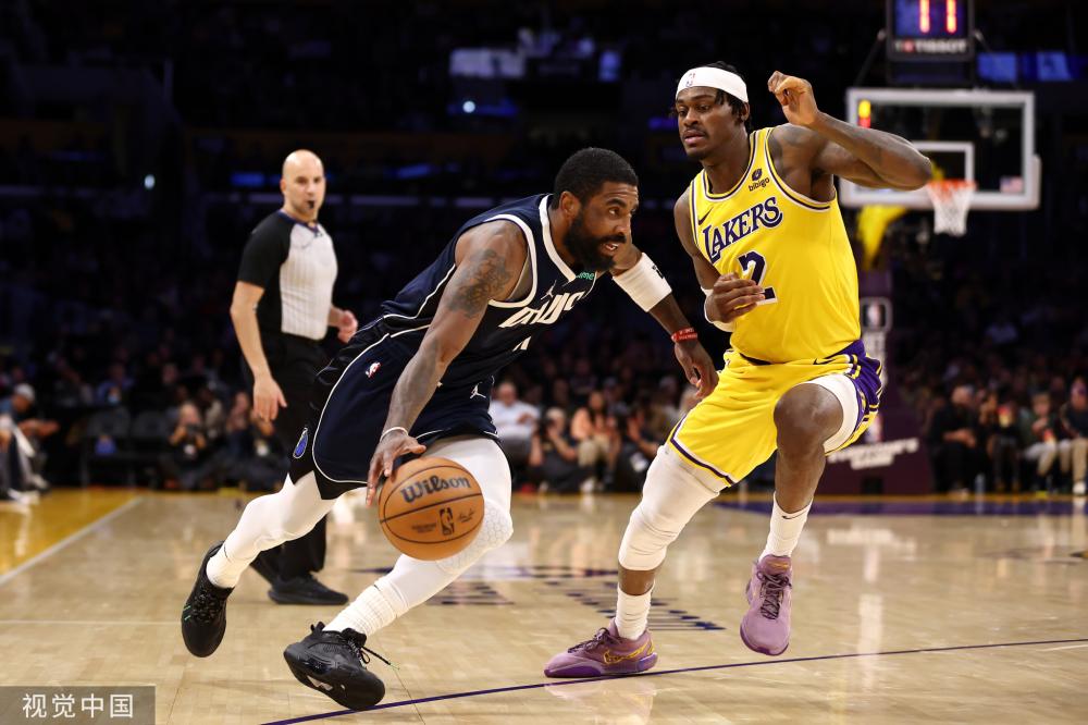 起於媒體界 起於媒體界