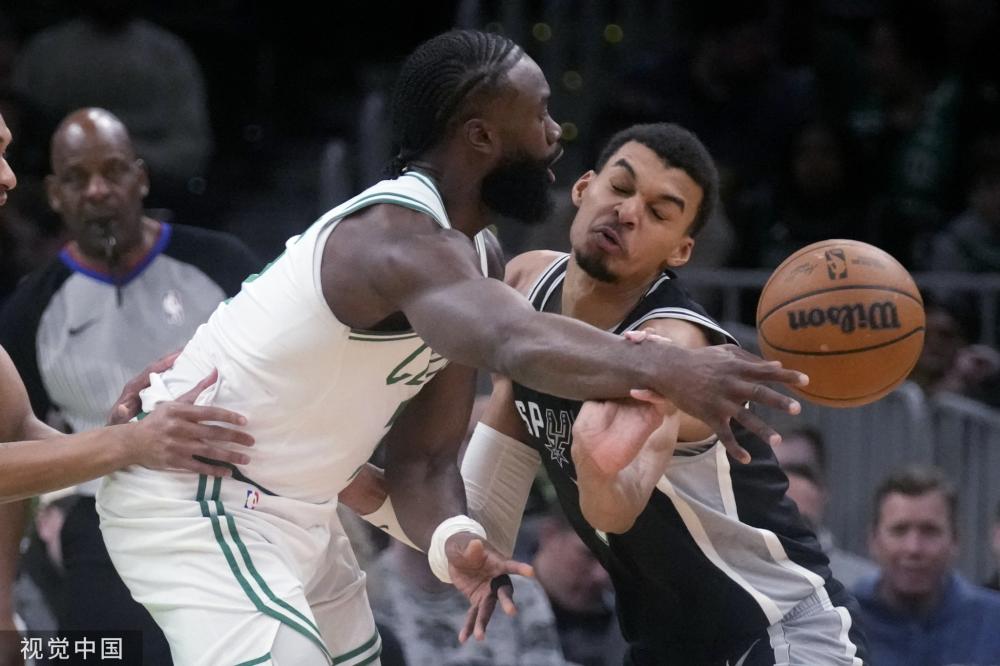 员带来了短 员带来了短